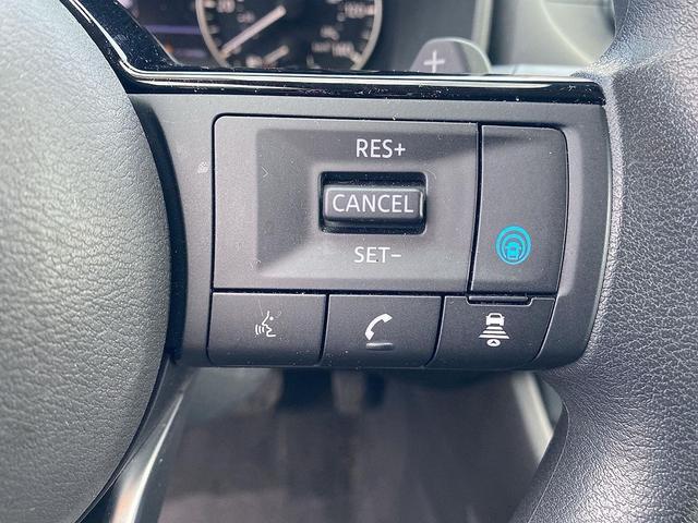 Photo of 2023 Brilliant Silver Metallic Nissan Rogue
