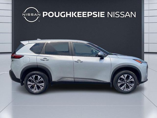 Photo of 2023 Brilliant Silver Metallic Nissan Rogue