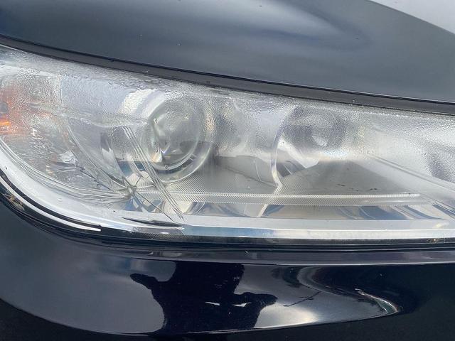Photo of 2019 Midnight Black Metallic Toyota Highlander