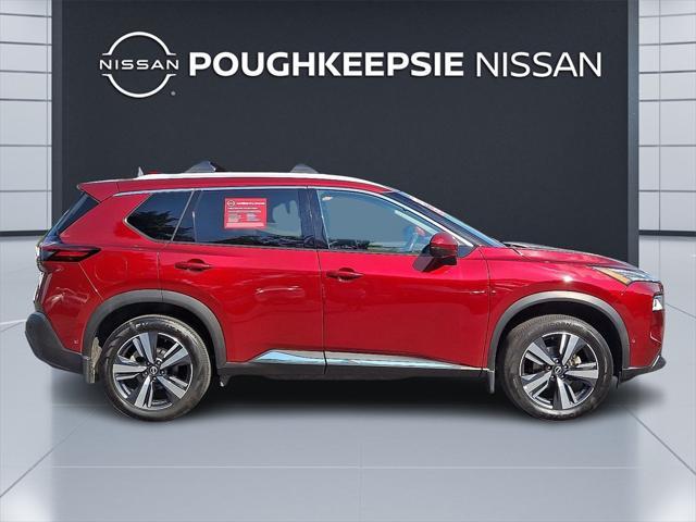 Photo of 2022 Scarlet Ember Tintcoat Nissan Rogue