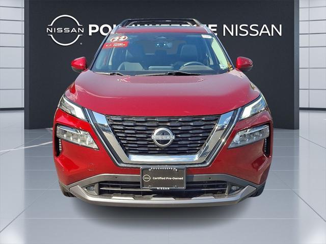 Photo of 2022 Scarlet Ember Tintcoat Nissan Rogue