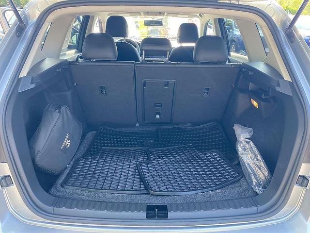 Photo of 2022 Pyrite Silver Metallic Volkswagen Taos