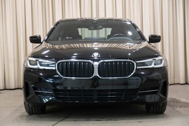 Photo of 2022 Jet Black BMW 530