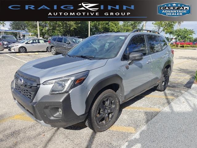 Photo of 2022 Ice Silver Metallic Subaru Forester