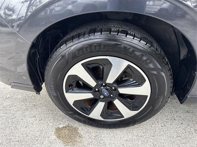 Photo of 2018 Dark Gray Metallic Subaru Forester