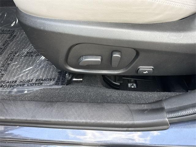 Photo of 2018 Dark Gray Metallic Subaru Forester