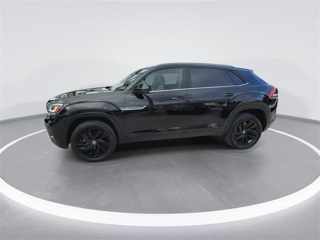 Photo of 2022 Deep Black Pearl Effect Volkswagen Atlas Cross Sport