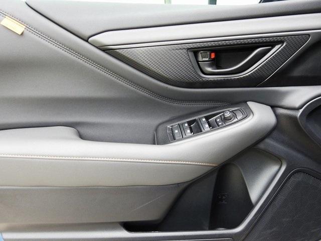 Photo of 2025 Gray Metallic Subaru Outback