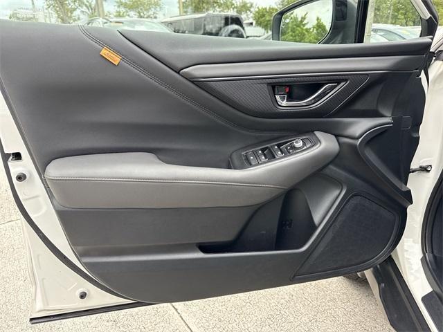 Photo of 2022 Crystal White Pearl Subaru Outback