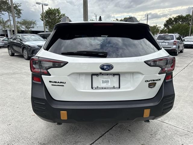 Photo of 2022 Crystal White Pearl Subaru Outback