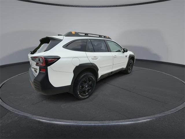 Photo of 2022 Crystal White Pearl Subaru Outback