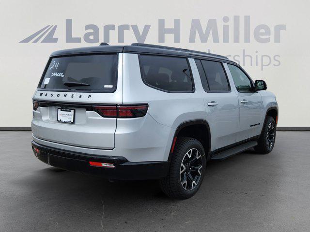 Photo of 2025 Silver Zynith Jeep Wagoneer
