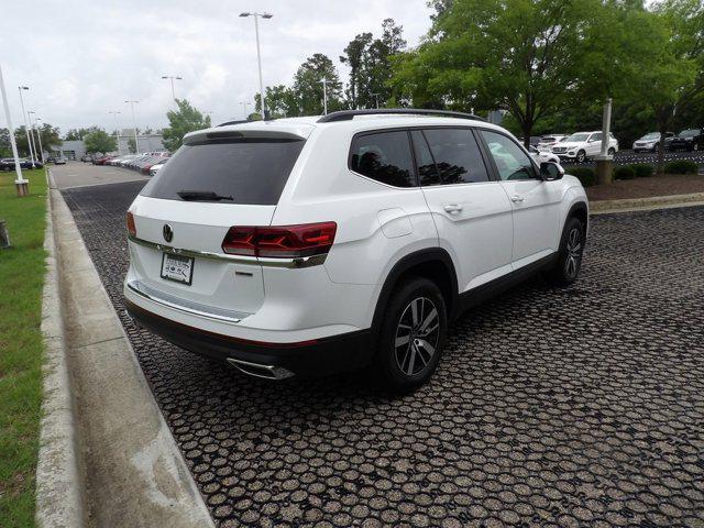 Photo of 2021 Pure White Volkswagen Atlas