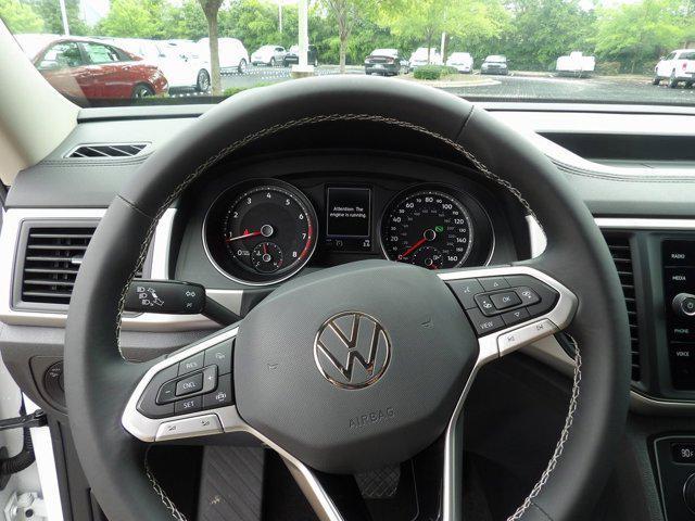 Photo of 2021 Pure White Volkswagen Atlas