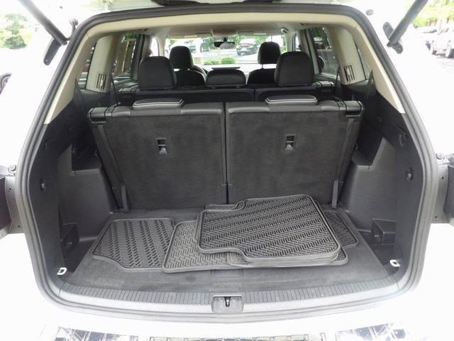 Photo of 2021 Pure White Volkswagen Atlas