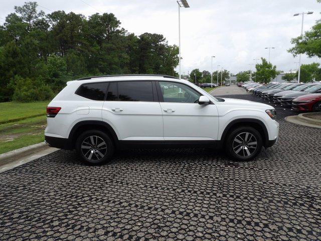 Photo of 2021 Pure White Volkswagen Atlas
