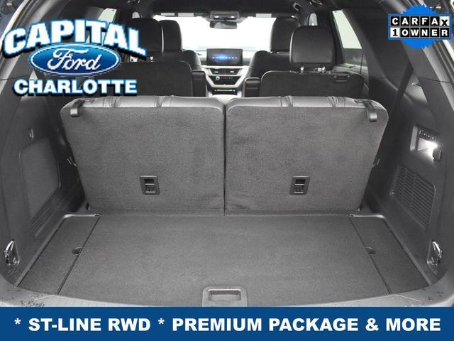 Photo of 2025 VAPOR BLUE Ford Explorer
