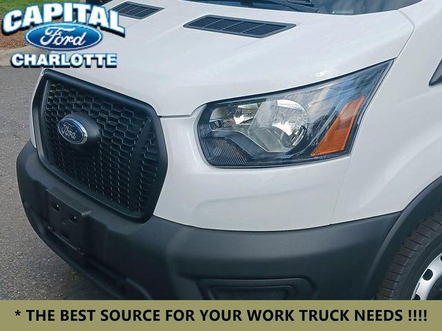 Photo of 2025 OXFORD WHITE Ford Transit-250