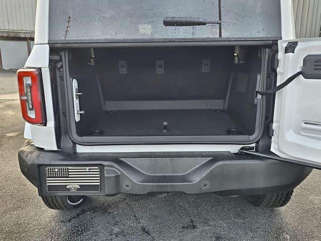 Photo of 2025 OXFORD WHITE Ford Bronco
