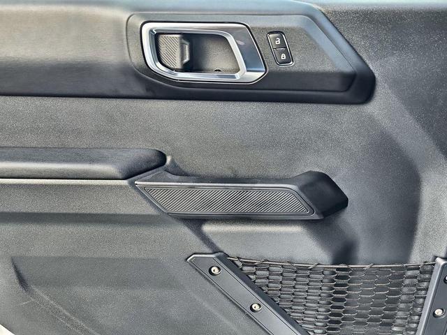 Photo of 2025 OXFORD WHITE Ford Bronco