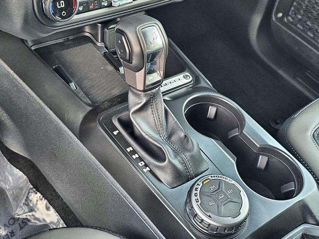 Photo of 2025 OXFORD WHITE Ford Bronco