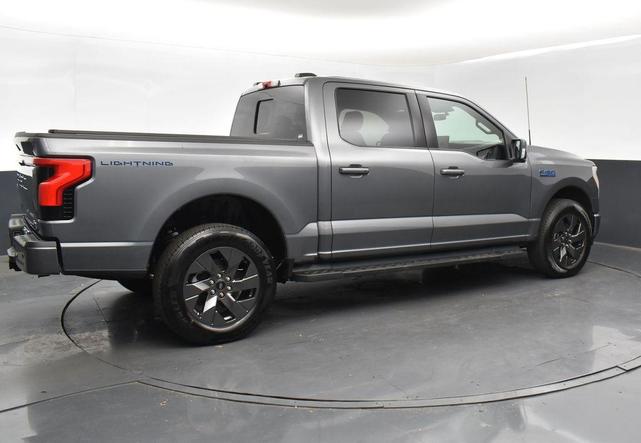Photo of 2024 CARBONIZED GRAY METALLIC Ford F-150 Lightning