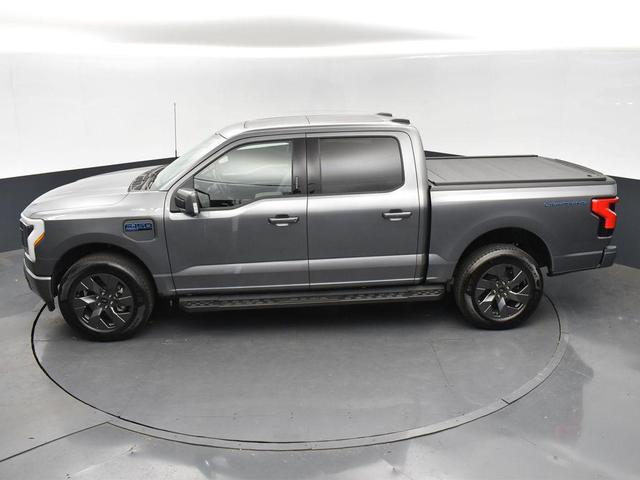 Photo of 2024 CARBONIZED GRAY METALLIC Ford F-150 Lightning