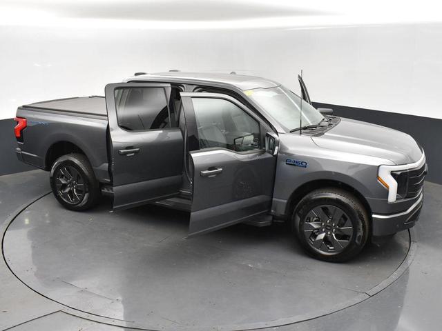 Photo of 2024 CARBONIZED GRAY METALLIC Ford F-150 Lightning