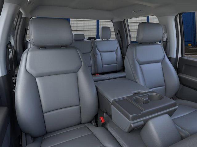 Photo of 2025 Oxford White Ford F-150