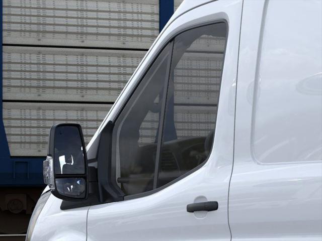 Photo of 2025 Oxford White Ford Transit-250