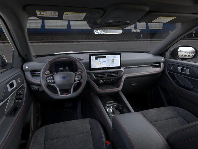 Photo of 2025 Star White Metallic Tri-Coat Ford Explorer