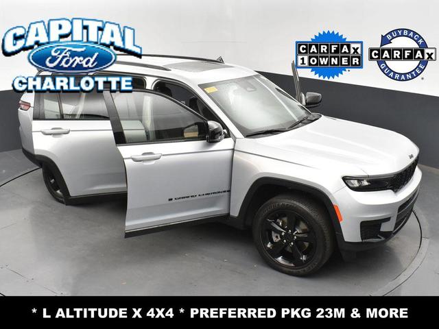 Photo of 2023 Silver Zynith Jeep Grand Cherokee L