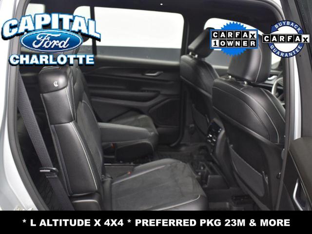 Photo of 2023 Silver Zynith Jeep Grand Cherokee L