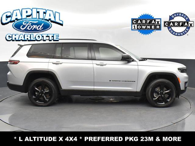 Photo of 2023 Silver Zynith Jeep Grand Cherokee L