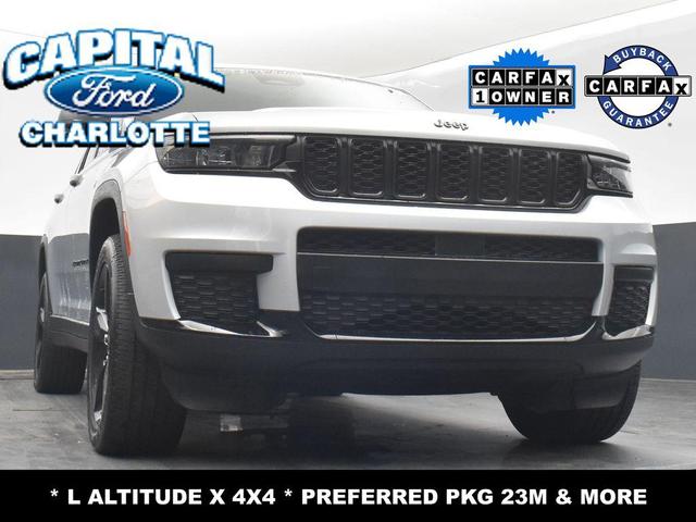 Photo of 2023 Silver Zynith Jeep Grand Cherokee L