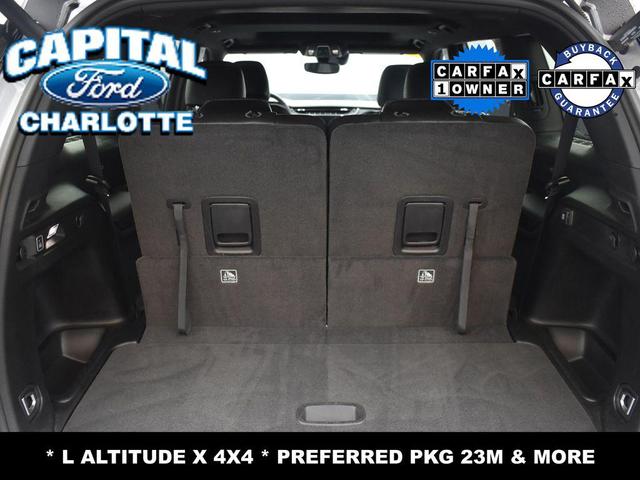 Photo of 2023 Silver Zynith Jeep Grand Cherokee L
