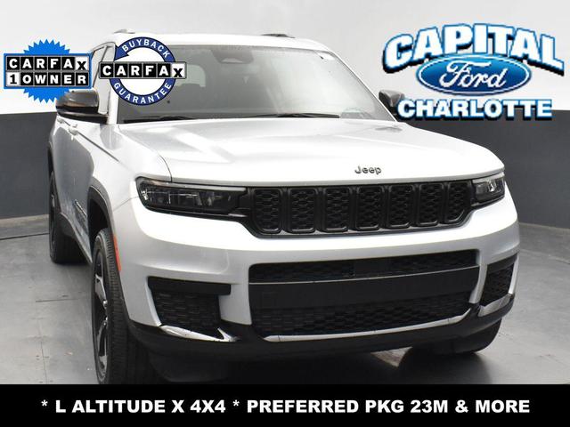 Photo of 2023 Silver Zynith Jeep Grand Cherokee L