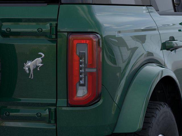 Photo of 2025 Eruption Green Metallic Ford Bronco
