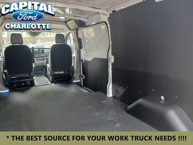 Photo of 2025 OXFORD WHITE Ford Transit-250