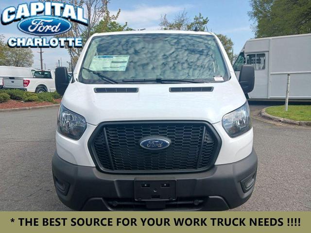 Photo of 2025 OXFORD WHITE Ford Transit-250