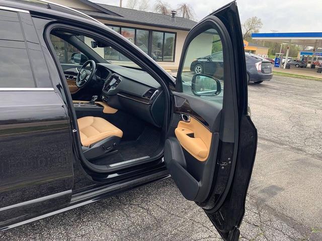Photo of 2016 Ember Black Metallic Volvo XC90