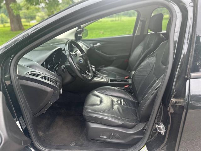 Photo of 2015 Tuxedo Black Ford Focus