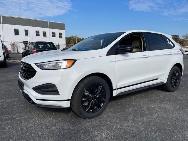 Photo of 2024 Oxford White Ford Edge