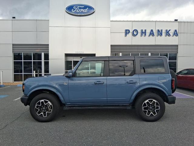 Photo of 2024 Azure Gray Metallic Ford Bronco