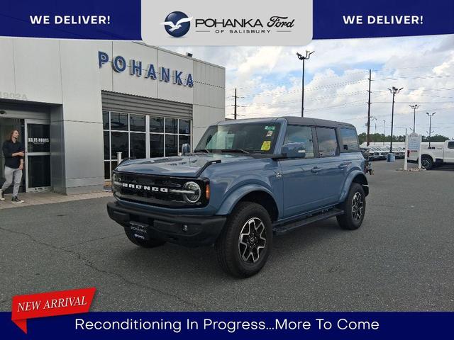 Photo of 2024 Azure Gray Metallic Ford Bronco