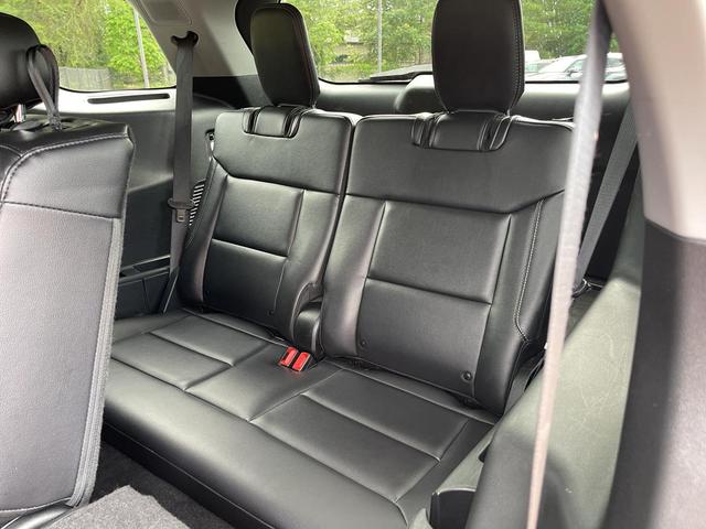 Photo of 2024 Carbonized Gray Metallic Ford Explorer