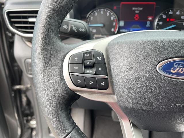 Photo of 2024 Carbonized Gray Metallic Ford Explorer
