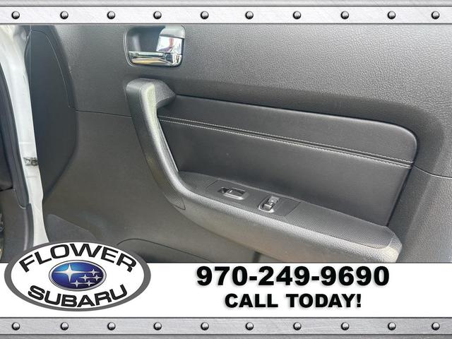 Photo of 2006 Birch White Hummer H3