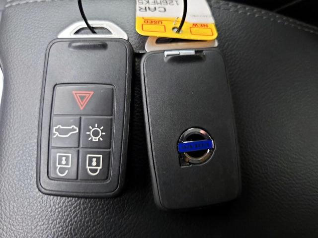Photo of 2015 Gray Volvo S60