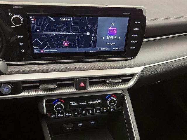 Photo of 2022 Black Kia K5